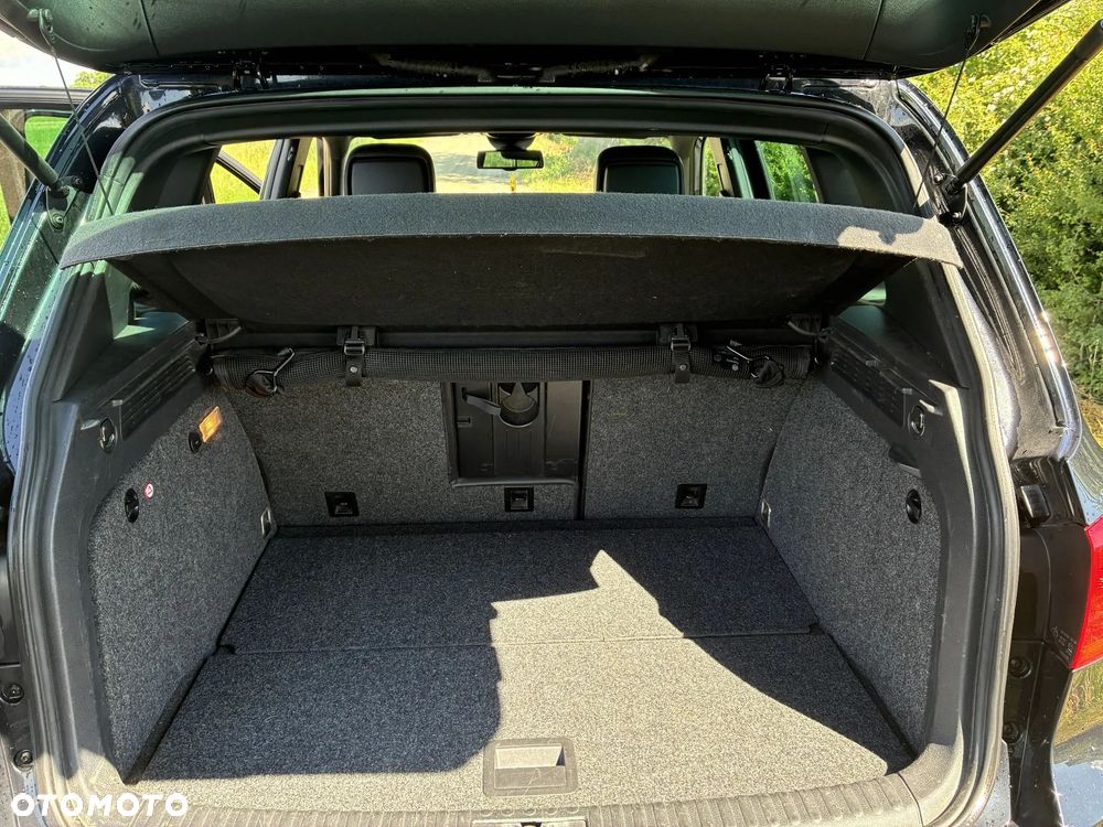 Volkswagen Tiguan - 8