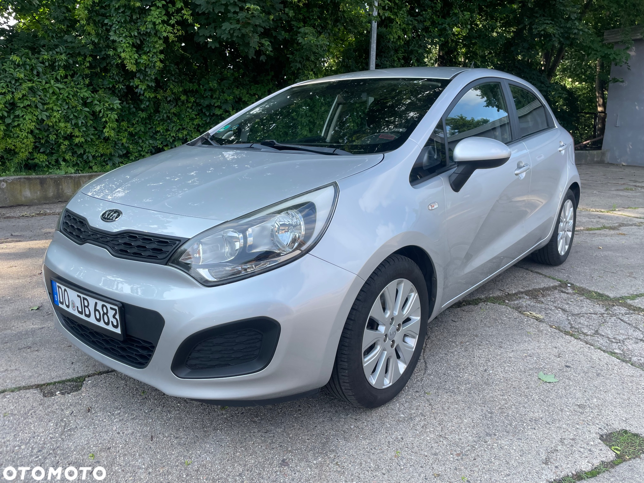 Kia Rio - 4