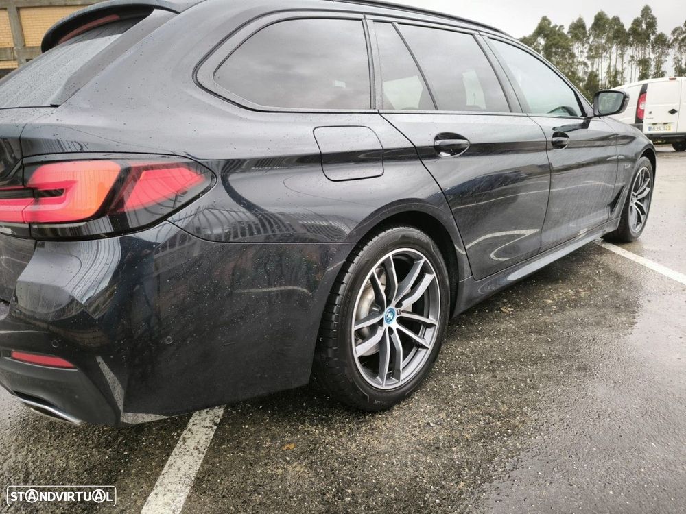 BMW 520 e Pack M - 4