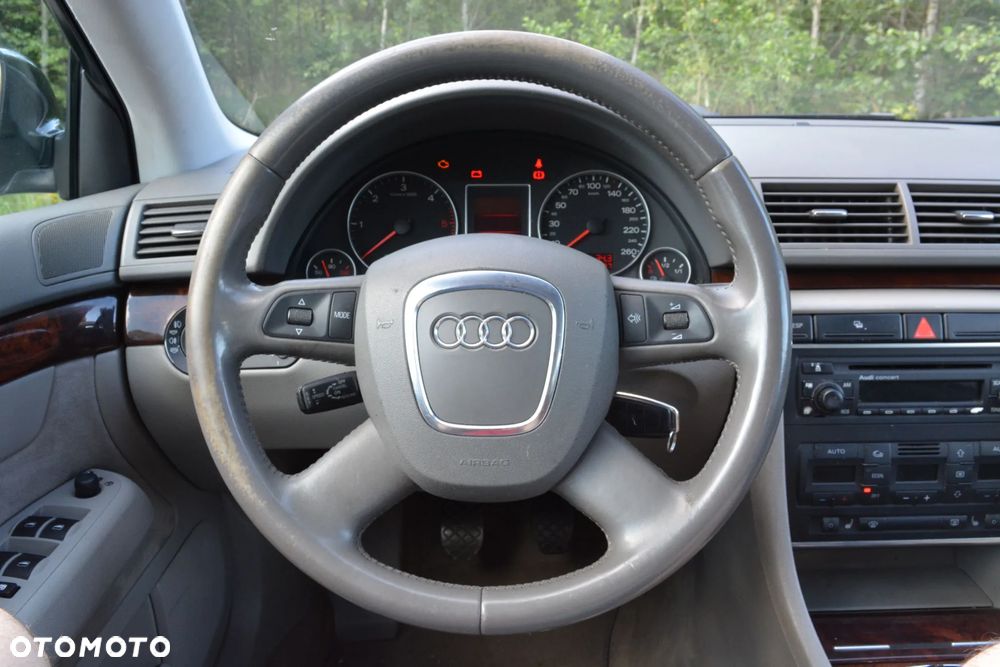 Audi A4 Avant 2.5 TDI - 15