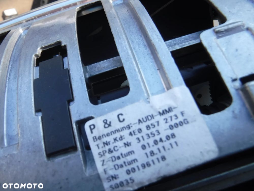 Audi A8 D3 Lift wyswietlacz winda ekran nawi 4E0857273F kpl - 3