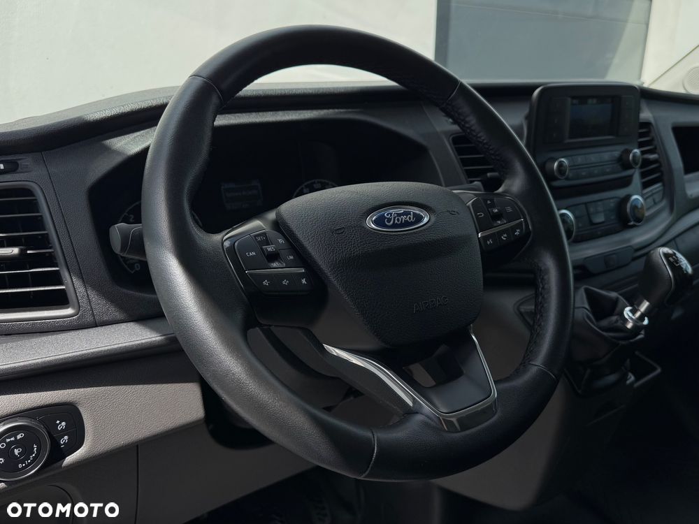 Ford Transit - 11