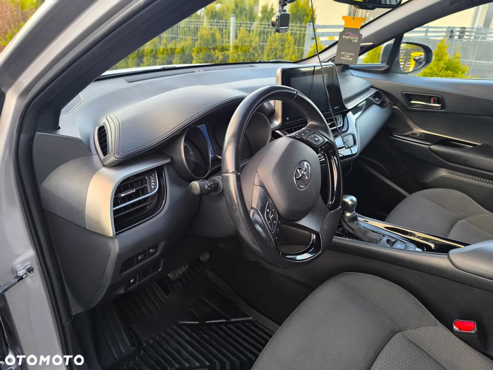 Toyota C-HR Style - 9