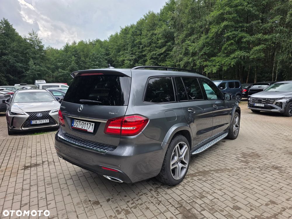 Mercedes-Benz GLS - 4