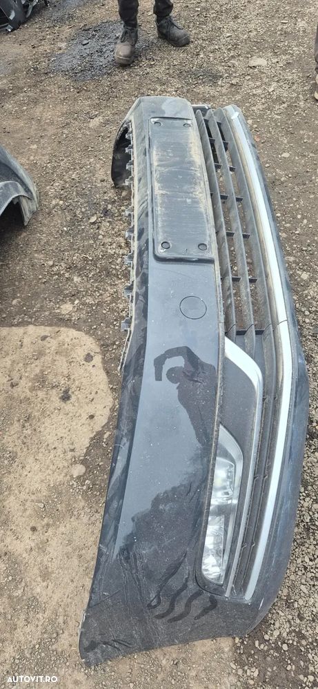 Bara spoiler fata Vw Passat B7 2011 completa - 2