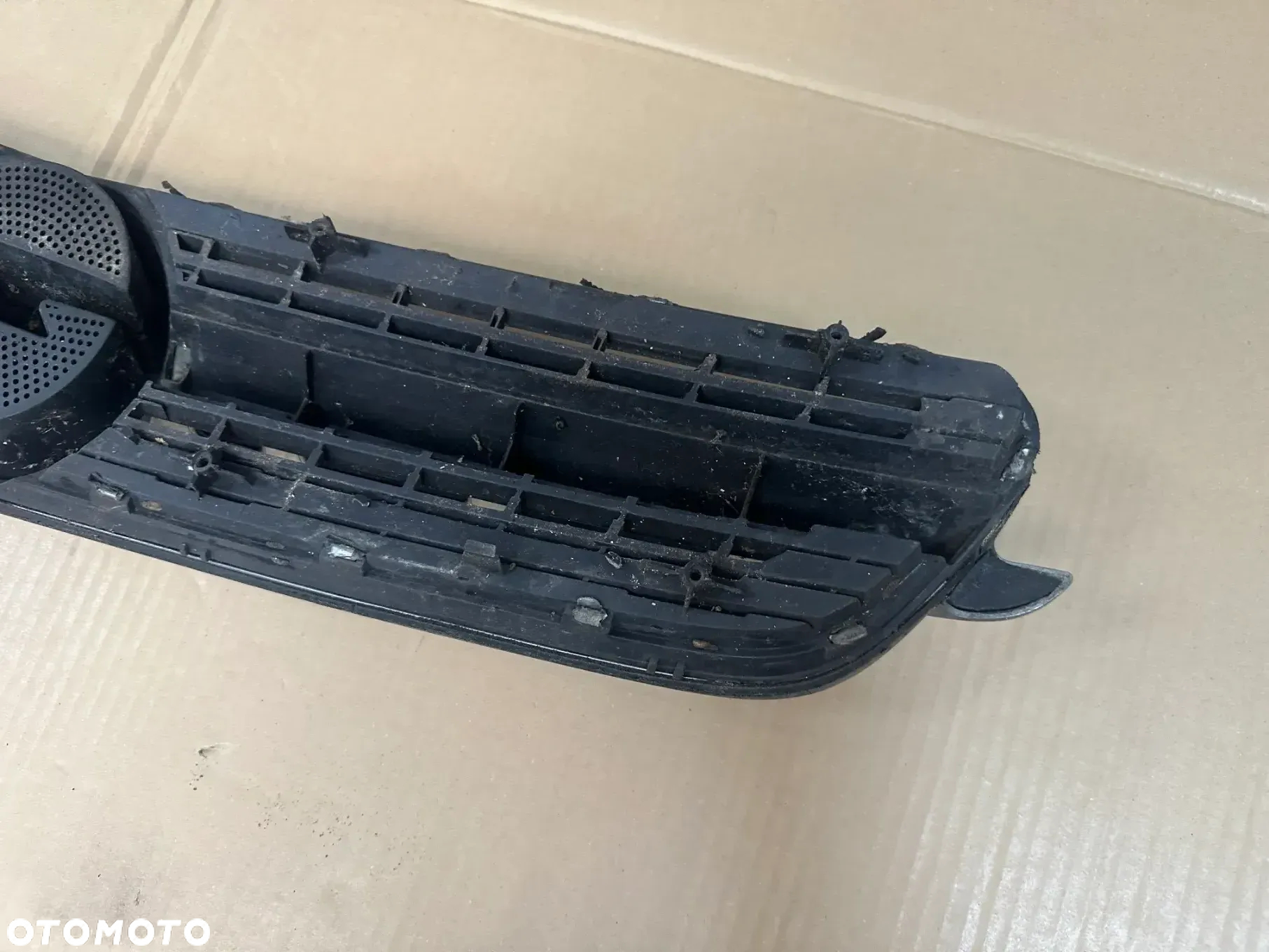 OPEL VECTRA C GRILL ATRAPA PRZEDNIA PRZÓD - 6