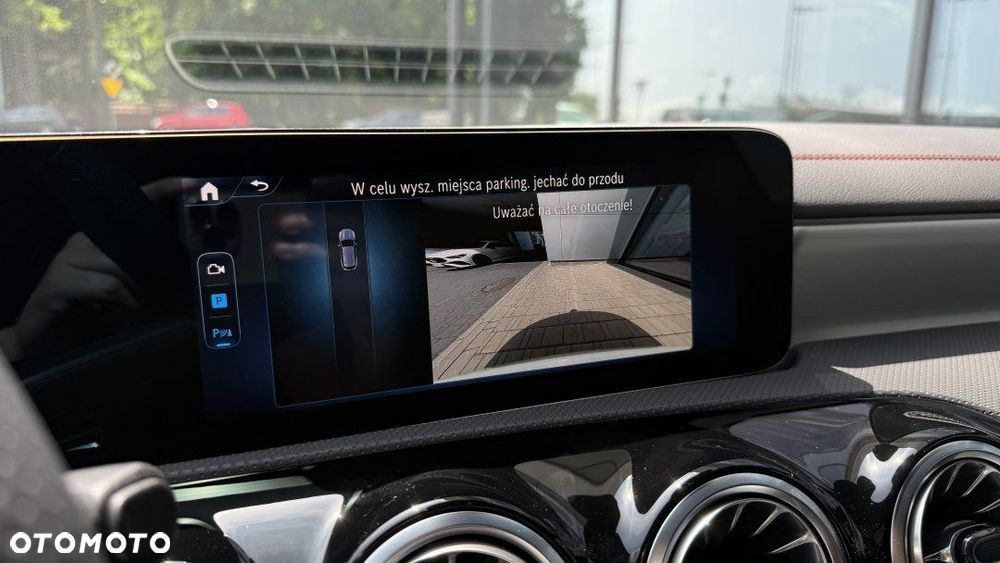 Mercedes-Benz CLA 200 AMG Line 7G-DCT - 9