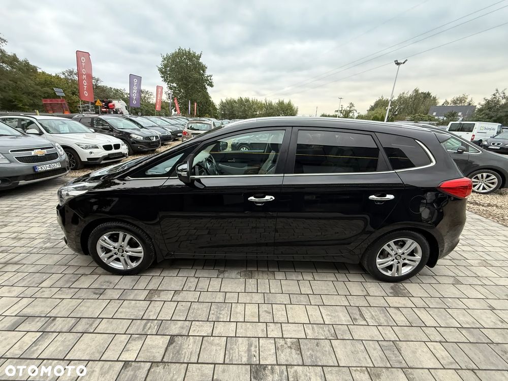 Kia Carens 1.6 GDI M - 20