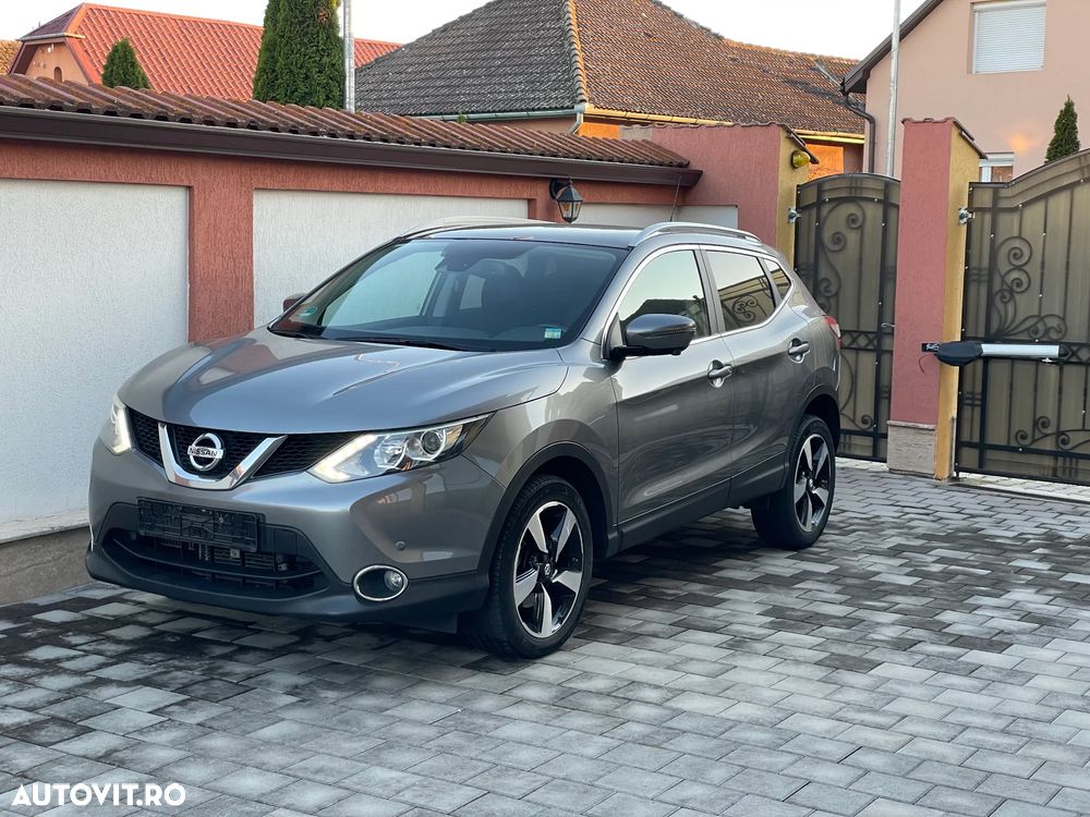Nissan Qashqai - 2