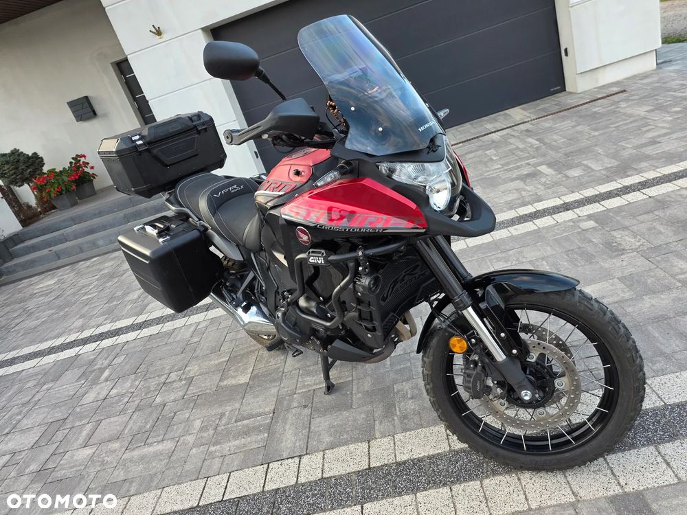 Honda VFR - 17