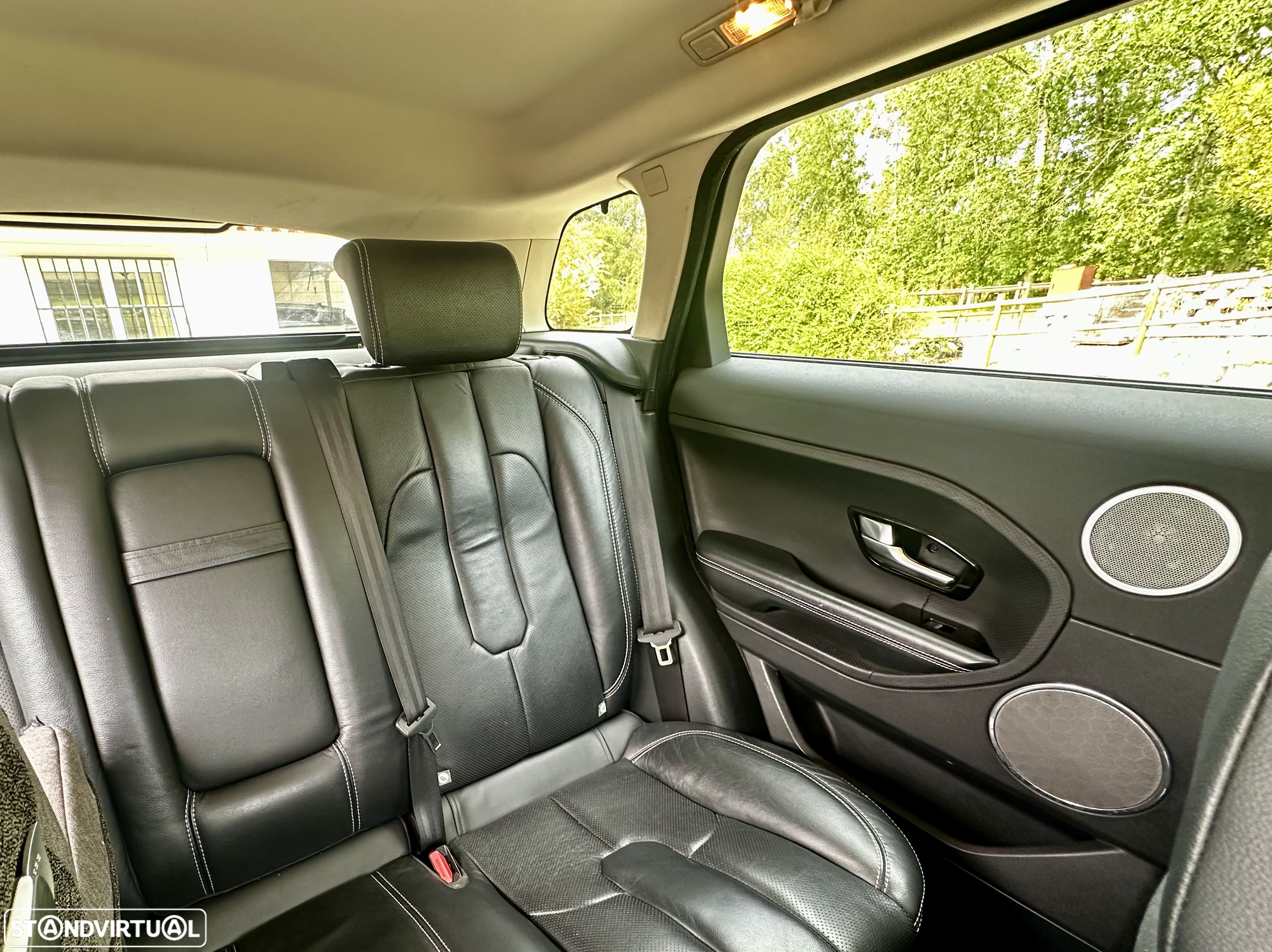 Land Rover Range Rover Evoque 2.2 eD4 Dynamic - 10