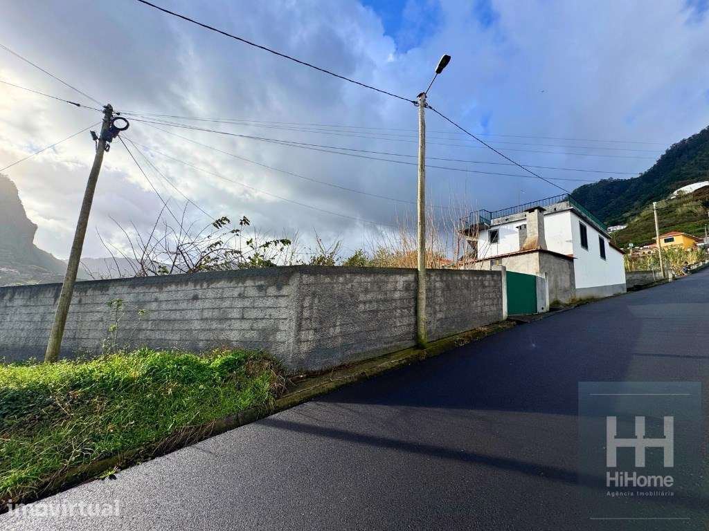 Prédio misto com moradia unifamiliar e terreno no Faial - Santana - Grande imagem: 3/35