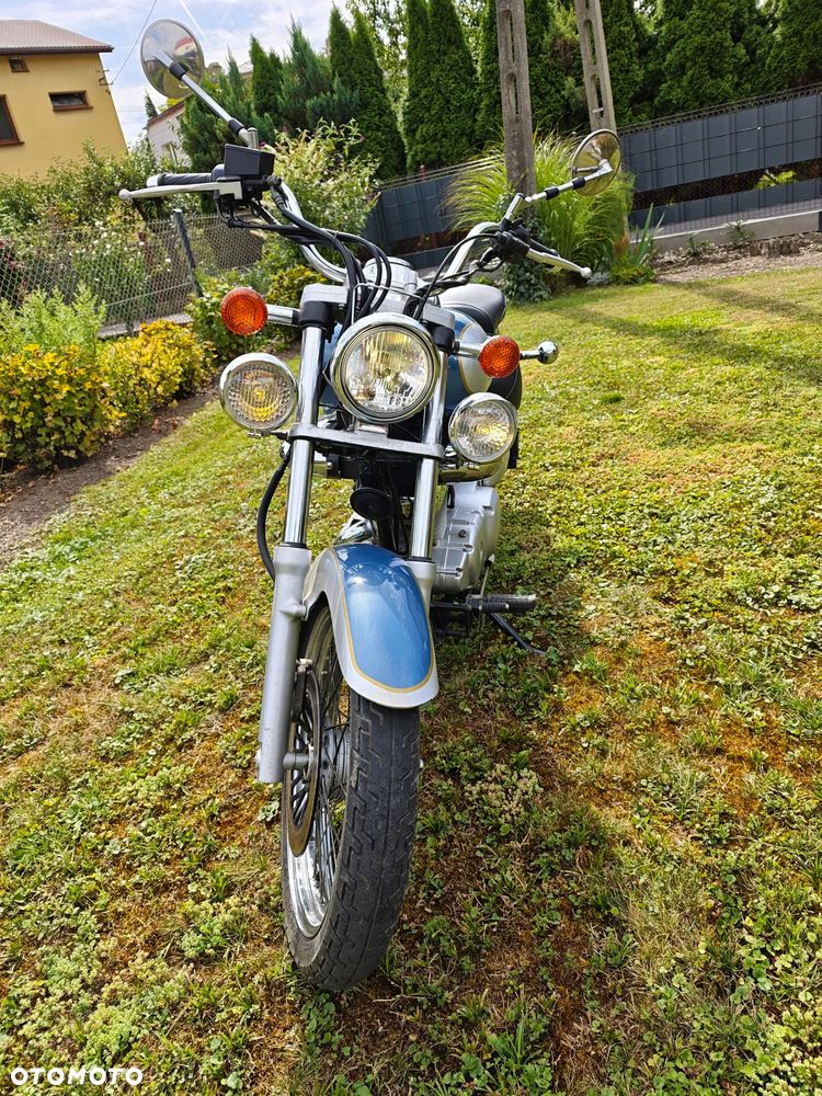 Suzuki Intruder - 2