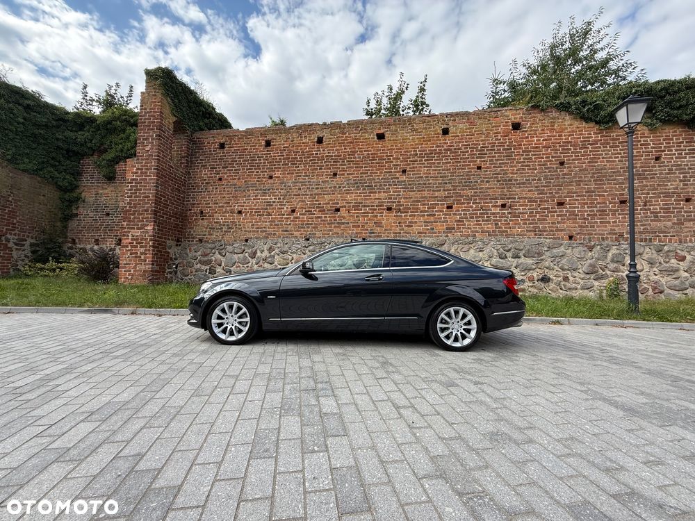 Mercedes-Benz Klasa C 250 (BlueEFFICIENCY) 7G-TRONIC - 7