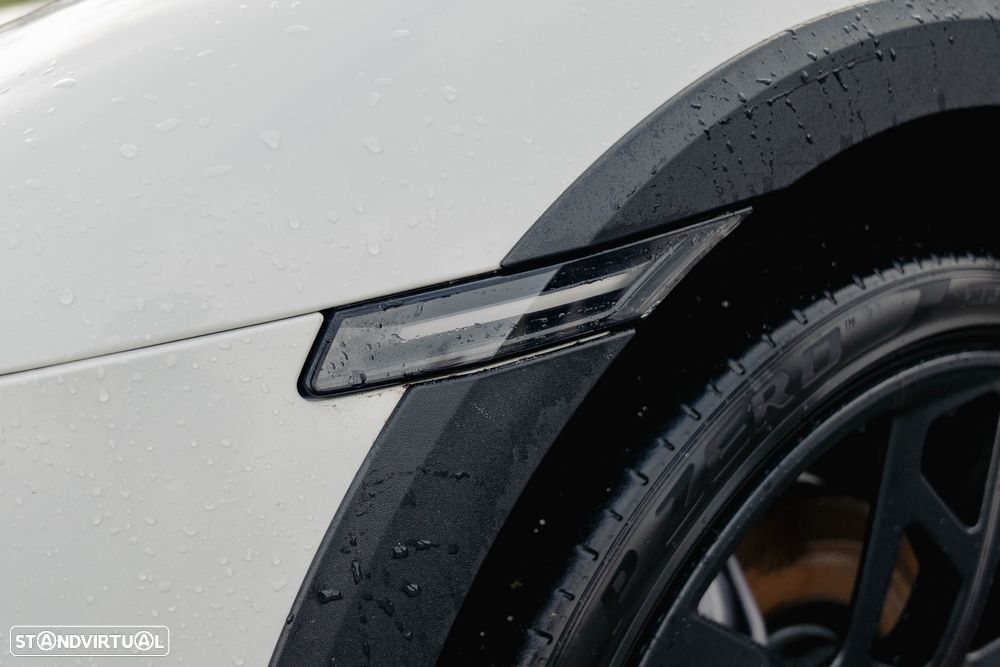 Porsche Taycan Cross Turismo 4 - 22