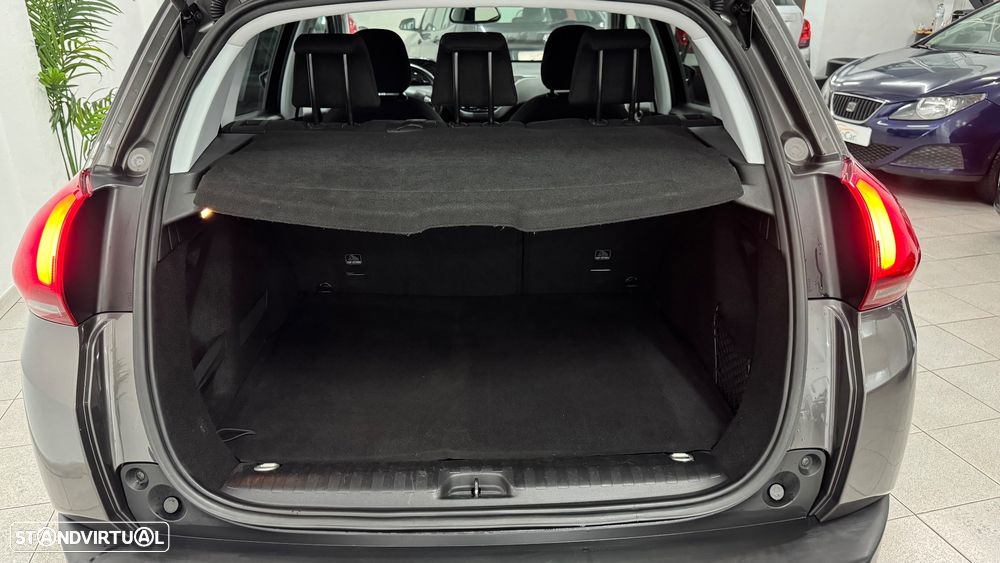 Peugeot 2008 1.2 PureTech Style - 34