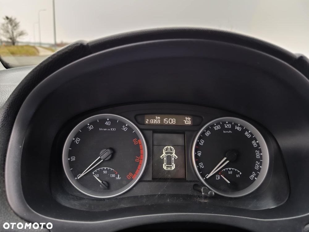 Skoda Fabia 1.4 16V Sport - 7