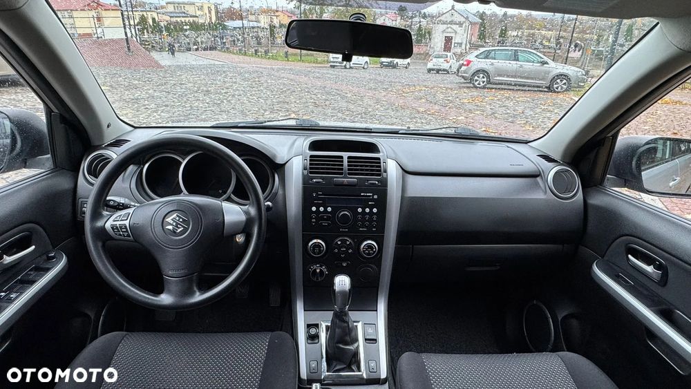 Suzuki Grand Vitara - 8