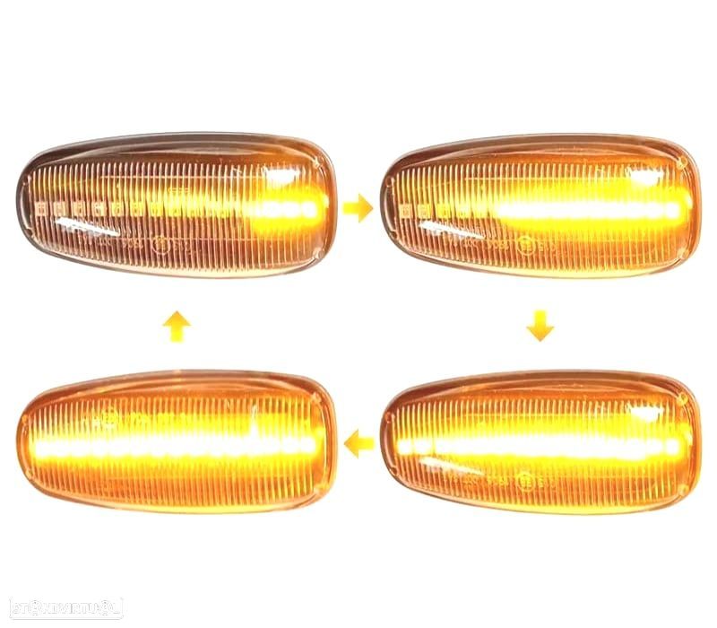 PISCAS LATERAIS LED DINÁMICO MERCEDES R170 R171 W163 W202 W210 W208 W638 FUNDO PRETO - 1