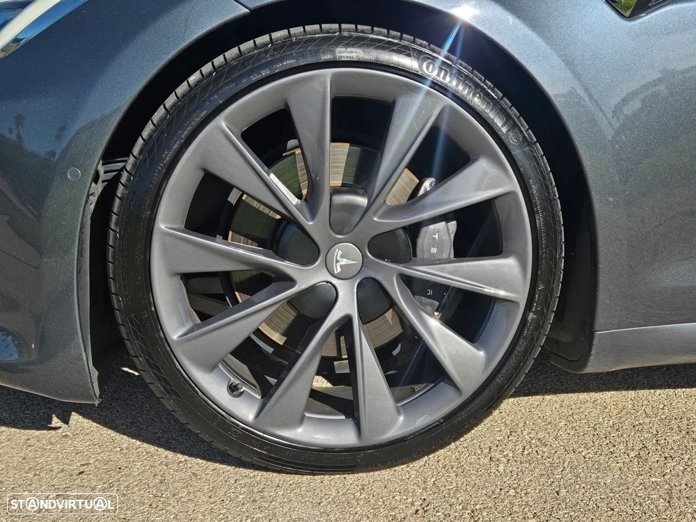 Tesla Model S Long Range — fotografia 9