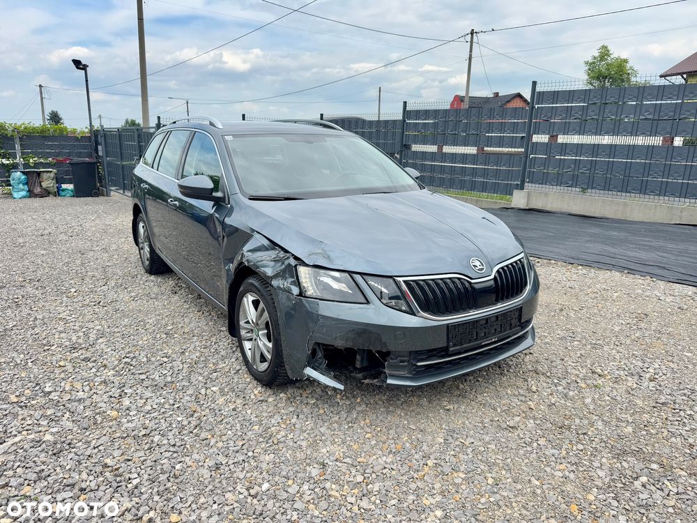 Skoda Octavia - 2