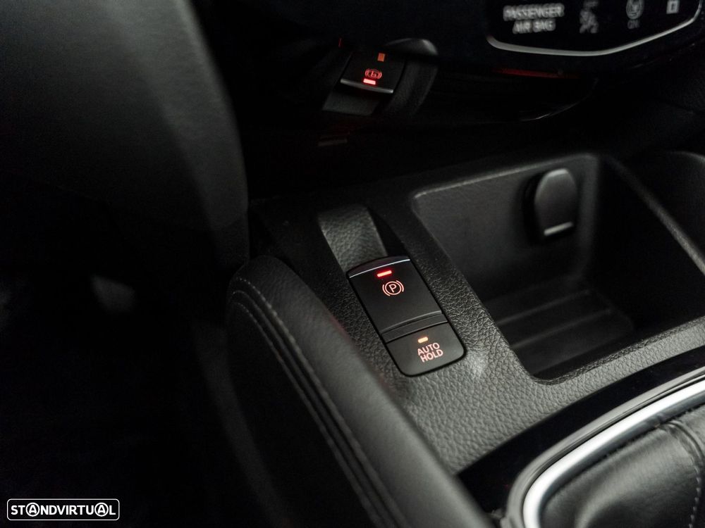 Nissan Qashqai 1.5 dCi N-Connecta - 25