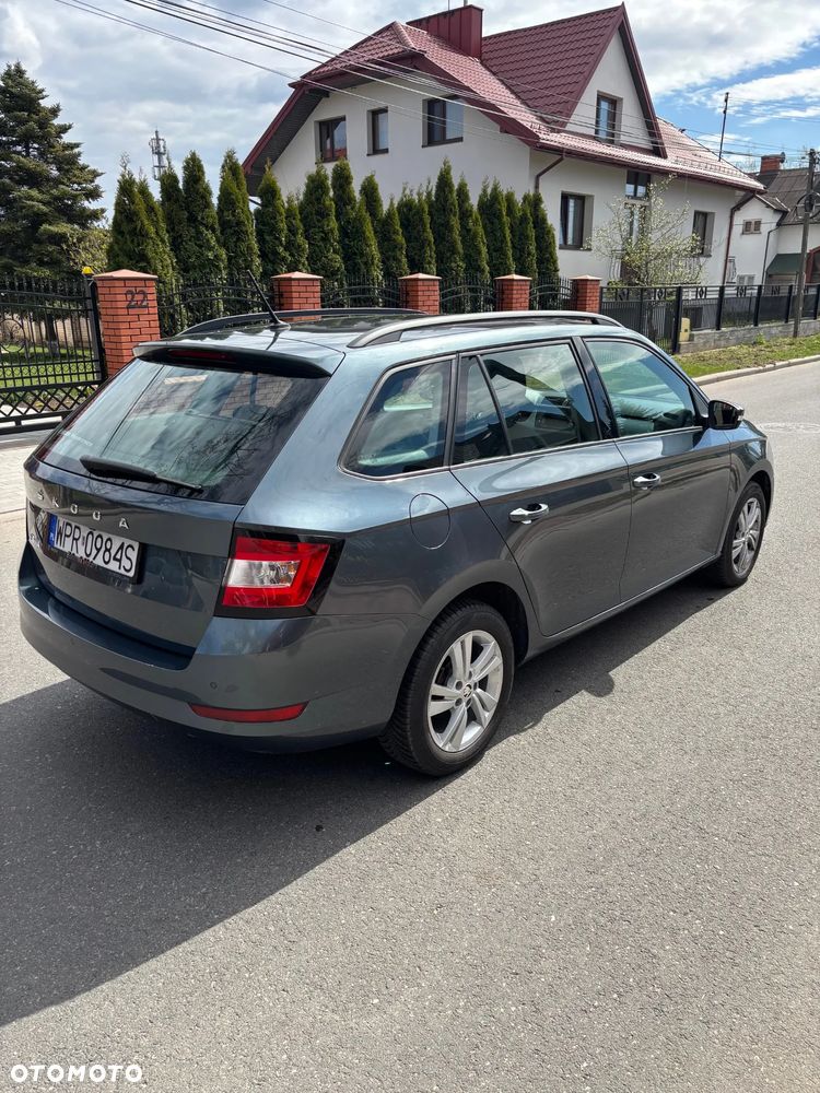 Skoda Fabia 1.0 TSI Ambition Plus - 5