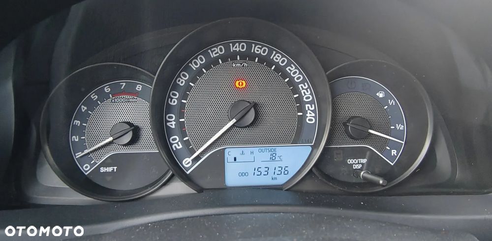 Toyota Auris - 16