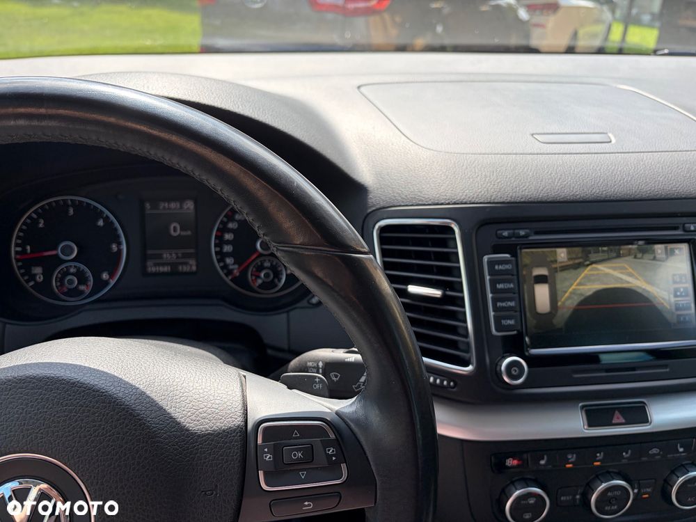 Volkswagen Sharan 2.0 TDI DSG BlueMotion Technology Highline - 34