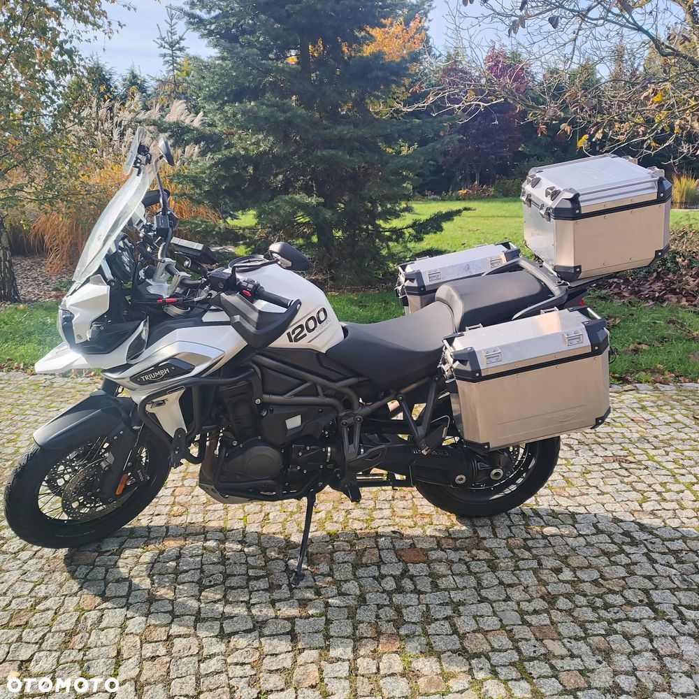 Triumph Tiger - 12