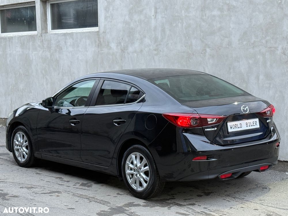 Mazda 3 - 10