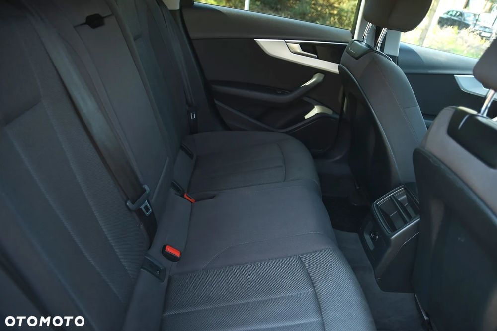 Audi A4 Avant - 18