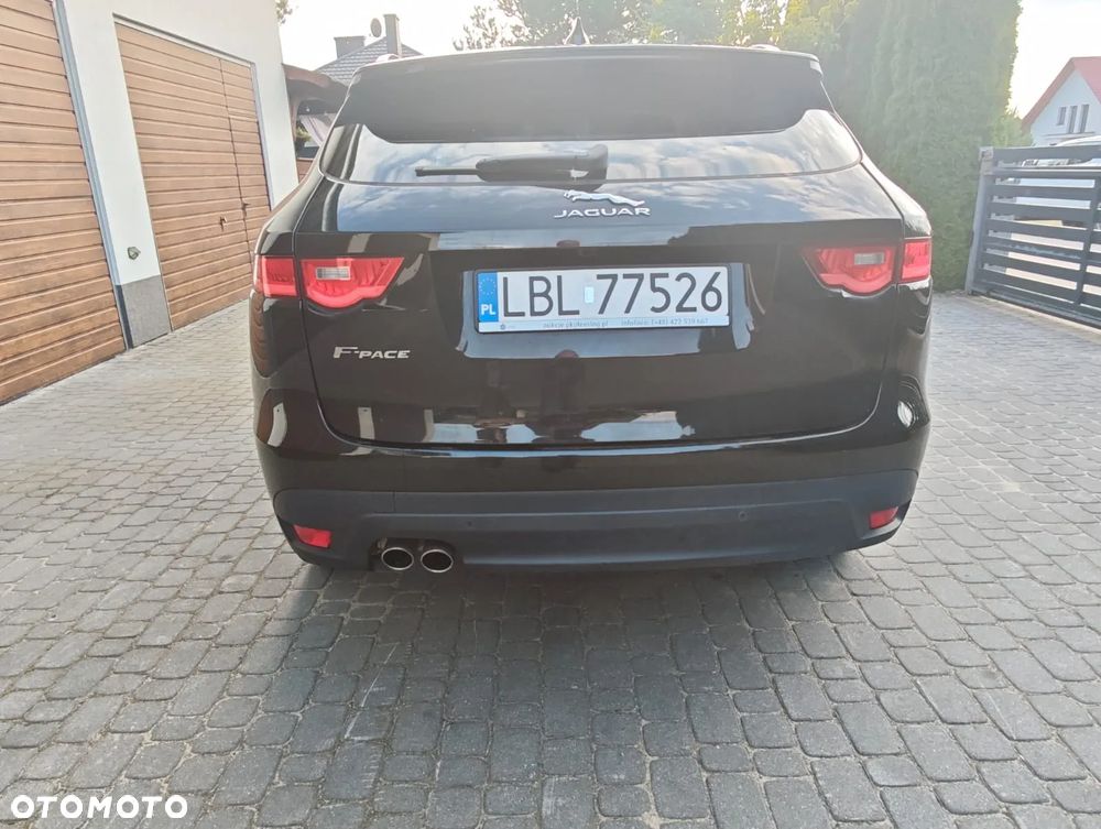Jaguar F-Pace 2.0 i4D AWD Prestige - 4