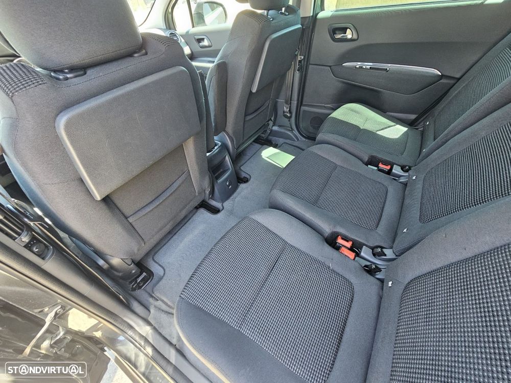 Peugeot 5008 1.6 BlueHDi Style - 17