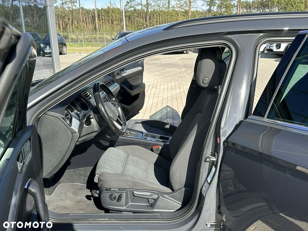 Volkswagen Passat Variant 2.0 TDI BMT Comfortline DSG - 11