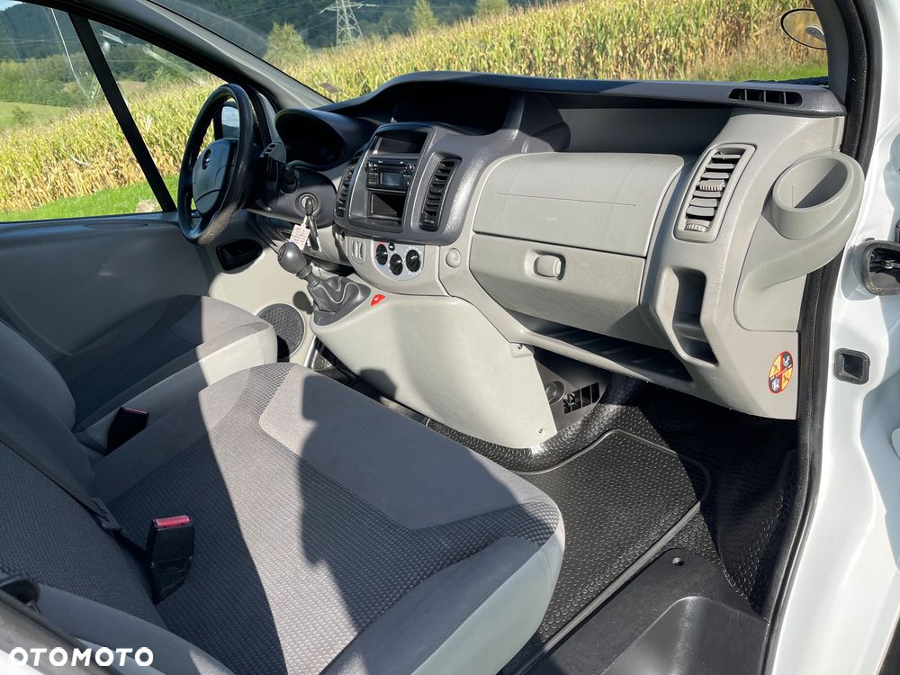 Opel Vivaro - 7