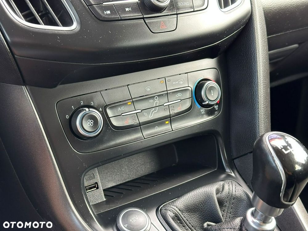 Ford Focus 2.0 TDCi SYNC Edition ASS - 19