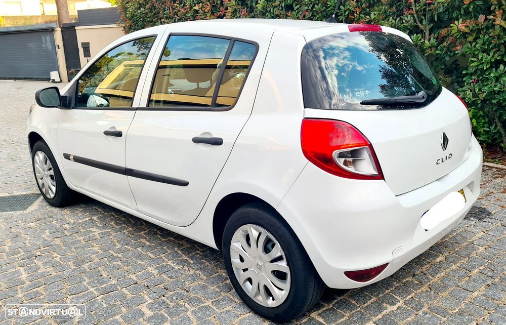 Renault Clio - 5