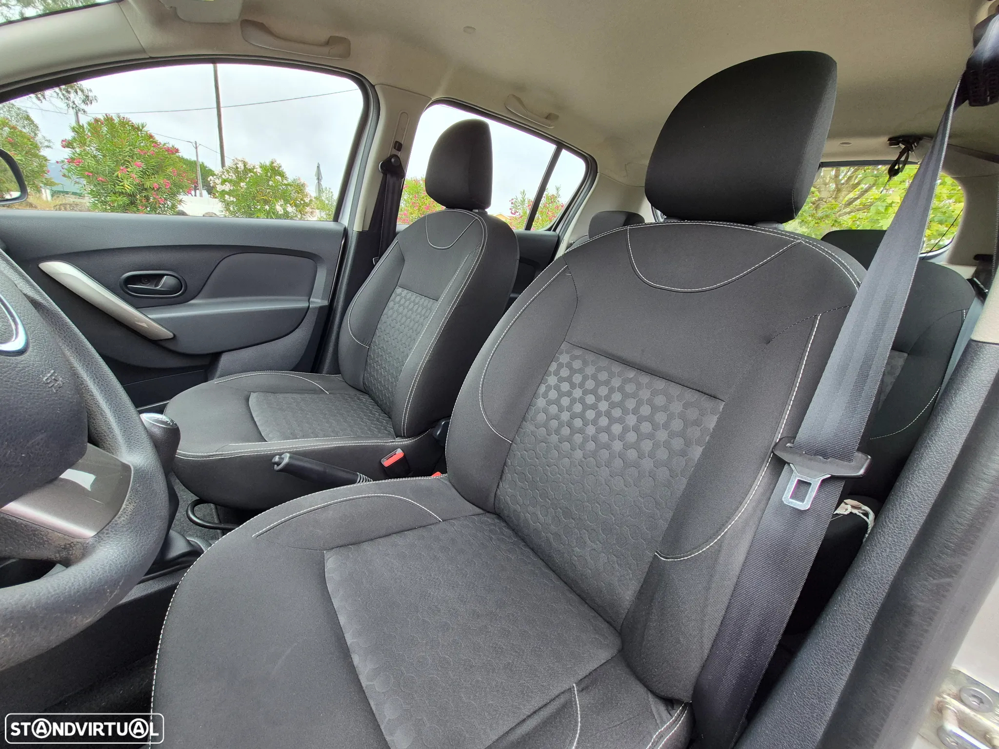 Dacia Sandero 0.9 TCe Confort - 13