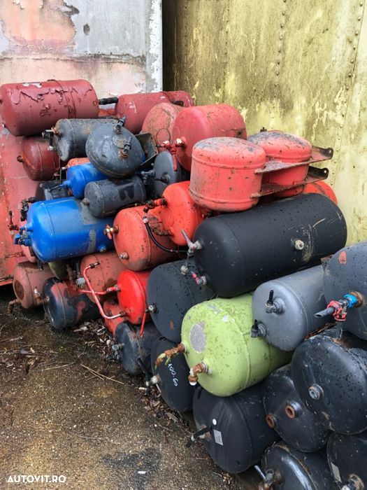 Butelii camion , cap tractor , semiremorca din dezmembrari - 2