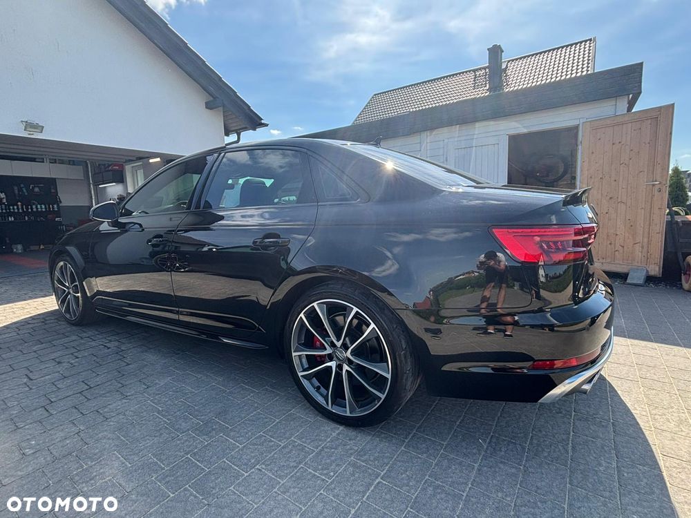 Audi S4 Limousine - 6