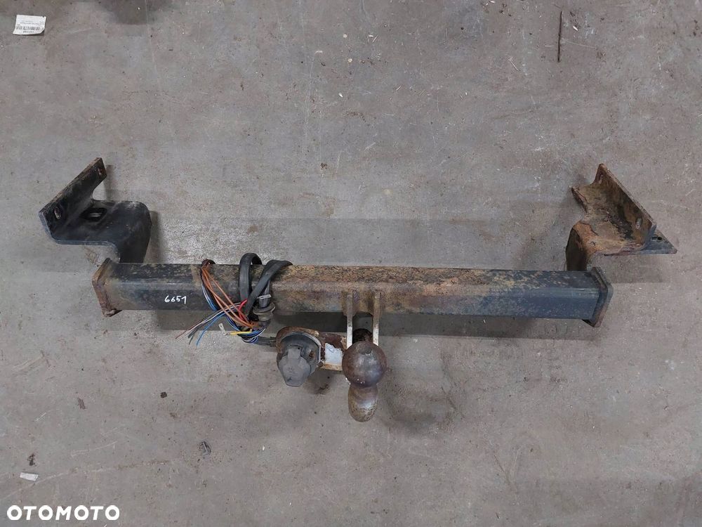 HAK HOLOWNICZY BRAK TABLICZKI MITSUBISHI CARISMA I HB 5D - 1