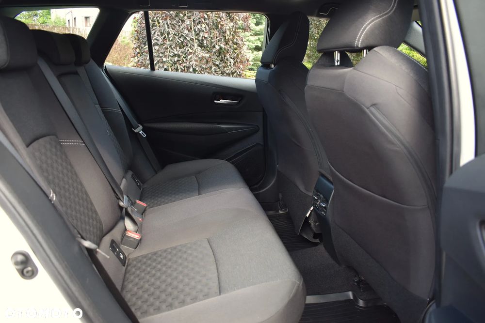 Toyota Corolla 1.8 Hybrid Style - 9
