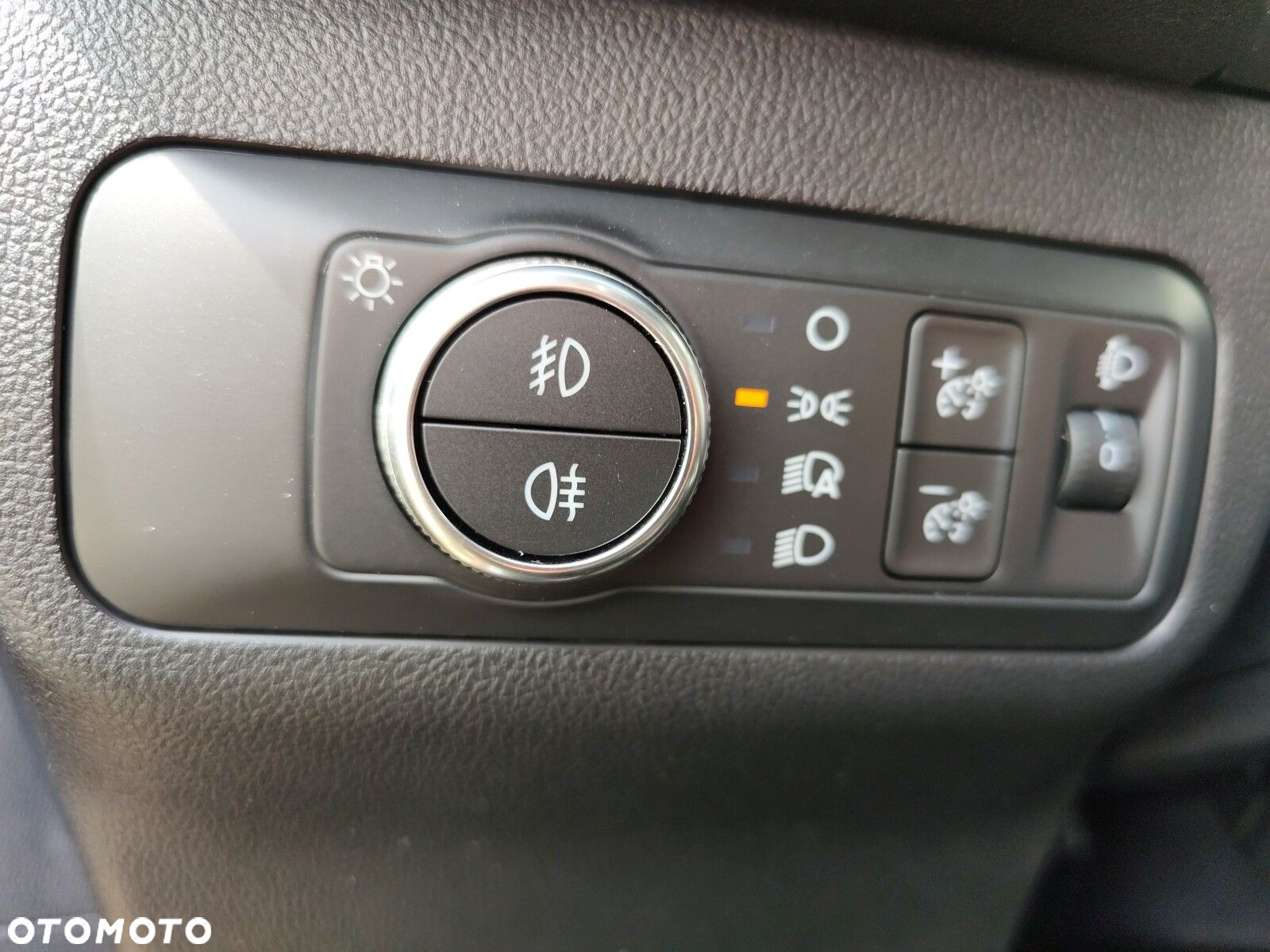 Ford Kuga - 21