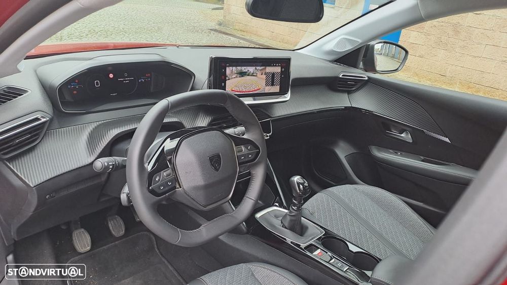 Peugeot 208 1.2 PureTech Allure - 12