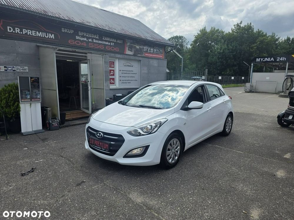 Hyundai i30 1.6 D Classic + - 4