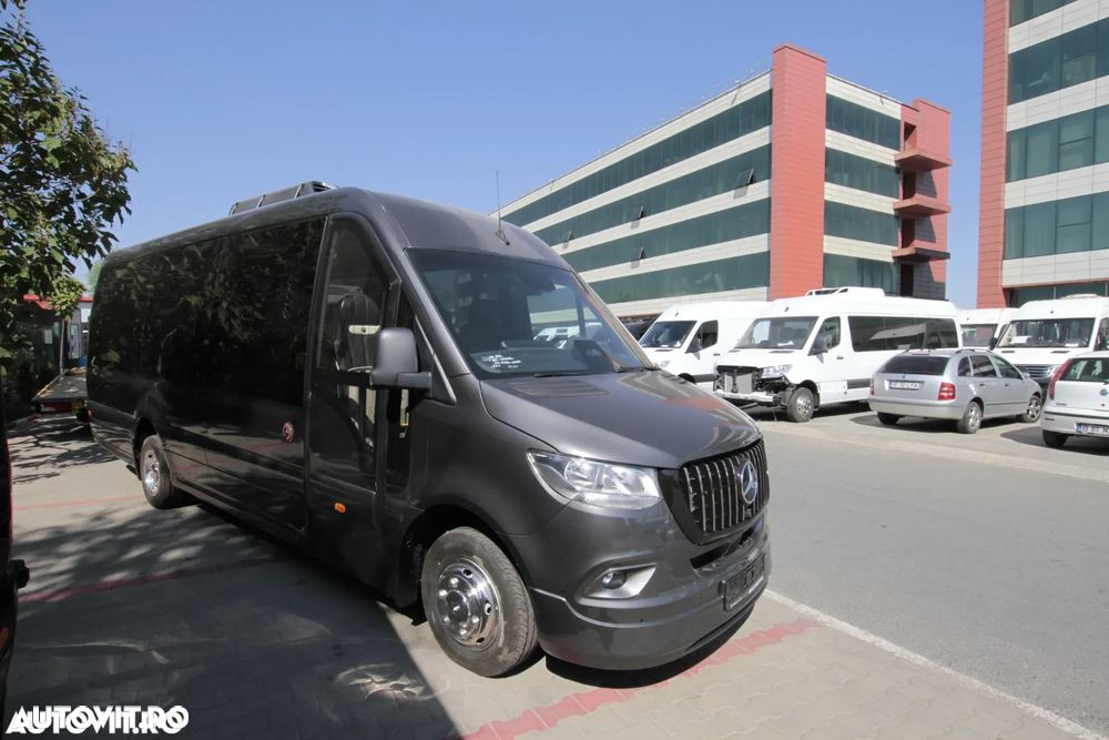 Mercedes-Benz spriter 19+1+1 lung *stock* coc - 1