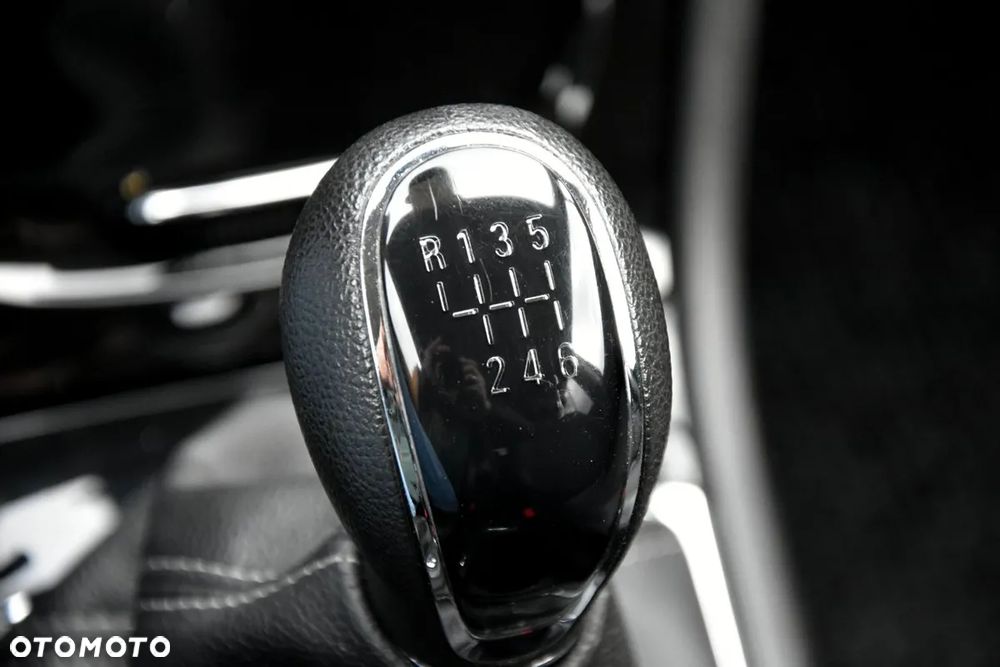 Opel Mokka 1.4 T Cosmo S&S - 37