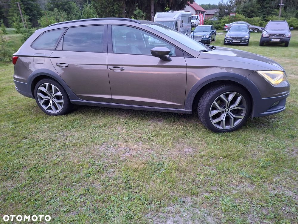 Seat Leon 1.8 TSI Xcellence S&S DSG - 9