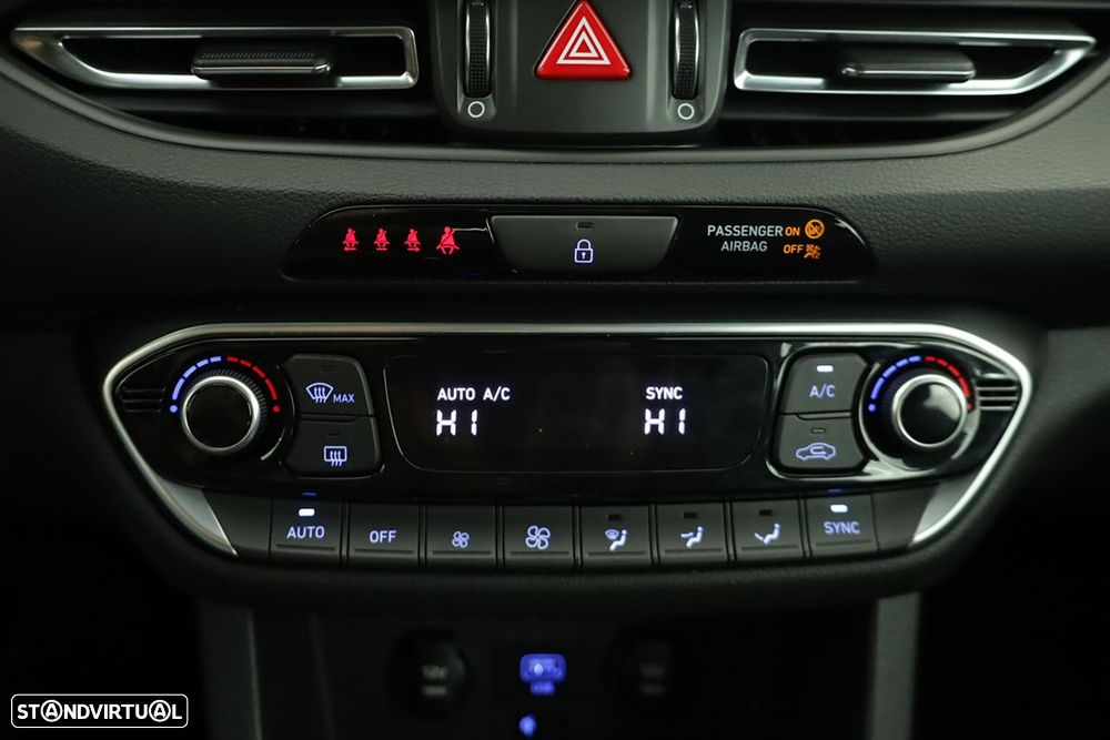 Hyundai i30 SW 1.0 T-GDi Style Plus DCT - 12